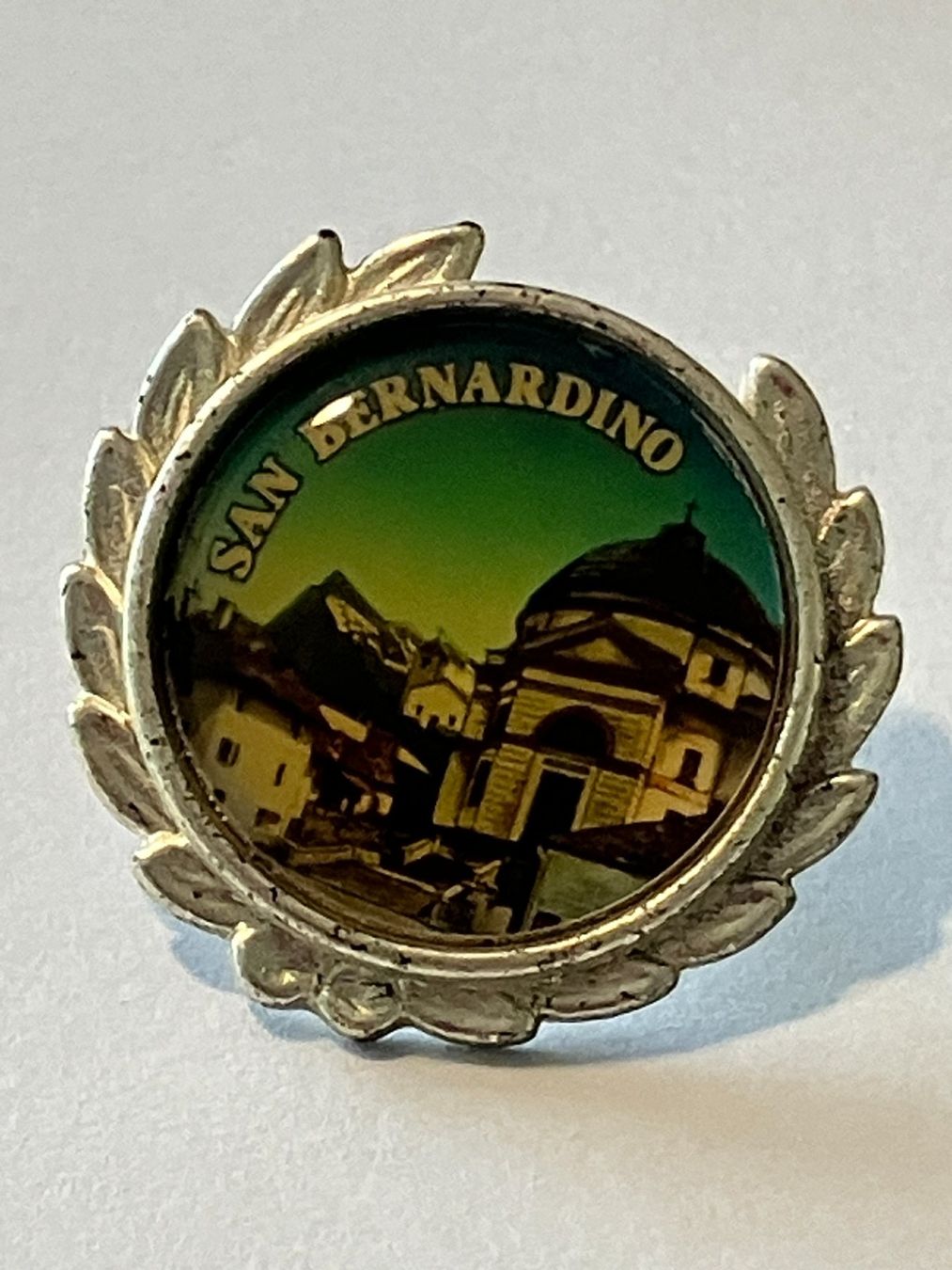 Placchette & Badge: 1 Pin San Bernardino – Usato da Basel venduto da djwwpp