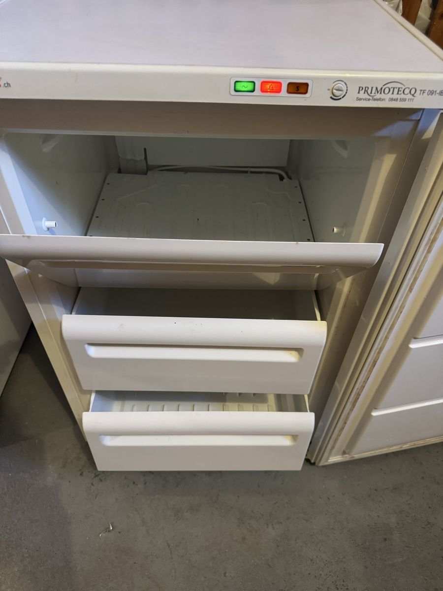 Congelatori: Congélateur FUST  – Usato da Delémont venduto da sel_5qms 2