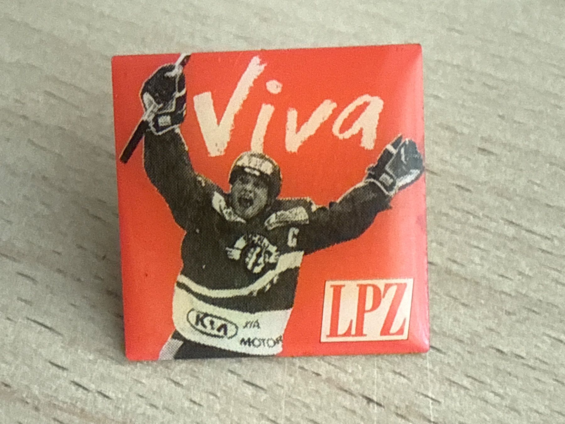 Placchette & Badge: Pin  Eishockey Viva LPZ – Usato da Glattbrugg venduto da Schweigmatt