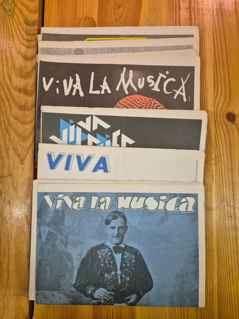 Riviste & Magazine: Musique traditionnelle - Folklore - Ethnomusicologie – Usato da Preonzo venduto da Yderf50 8