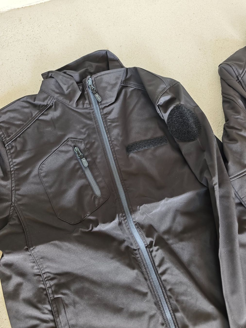 Vestes: 2 Security Sicherheitsdienst Softshelljacke – Neuf avec emballage d'origine à Grosshöchstetten par Mouchi 1