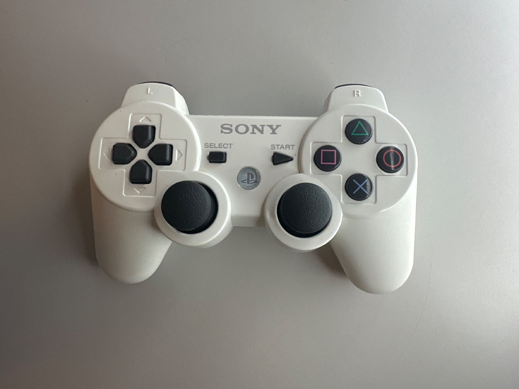 Sony Controller: PS3 Controller weiss – Gebraucht aus St.gallen von taduz
