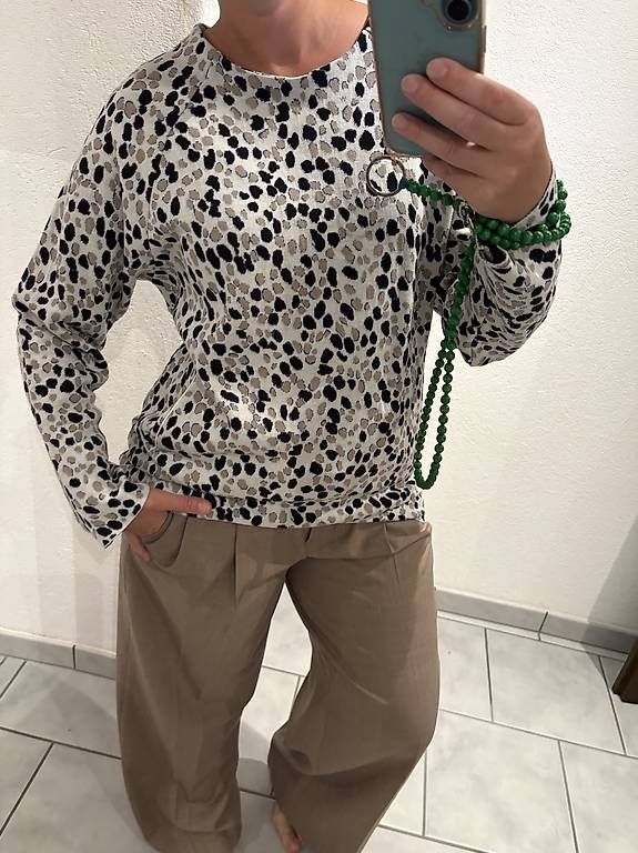 Pulls & Sweat-shirts: Chloe Pullover Grösse M – D'occasion à Unterägeri par mar_96hk 1