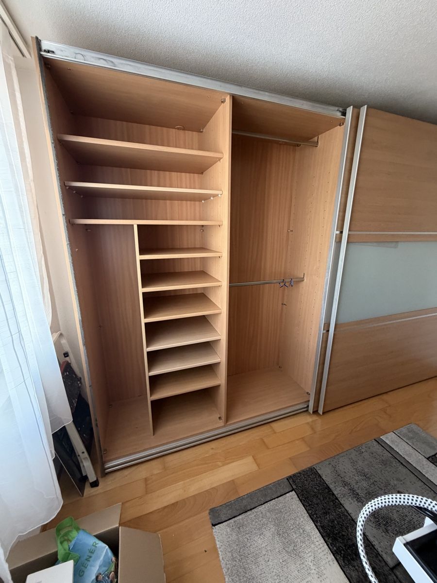 Armoires: Schrank mit Schiebetüren – D'occasion à Münchwilen AG par Ziska76 3