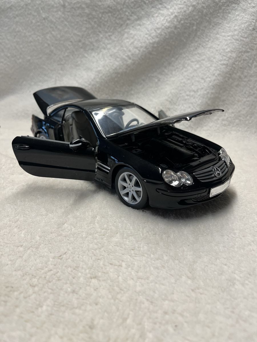 Mercedes-Benz Modellini d'auto: Mercedes SL Class – Nuovo (secondo la descrizione) da Oberweningen venduto da mer_2yn9 2
