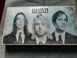 3 CDs/1 DVD Nirvana: With the Lights out