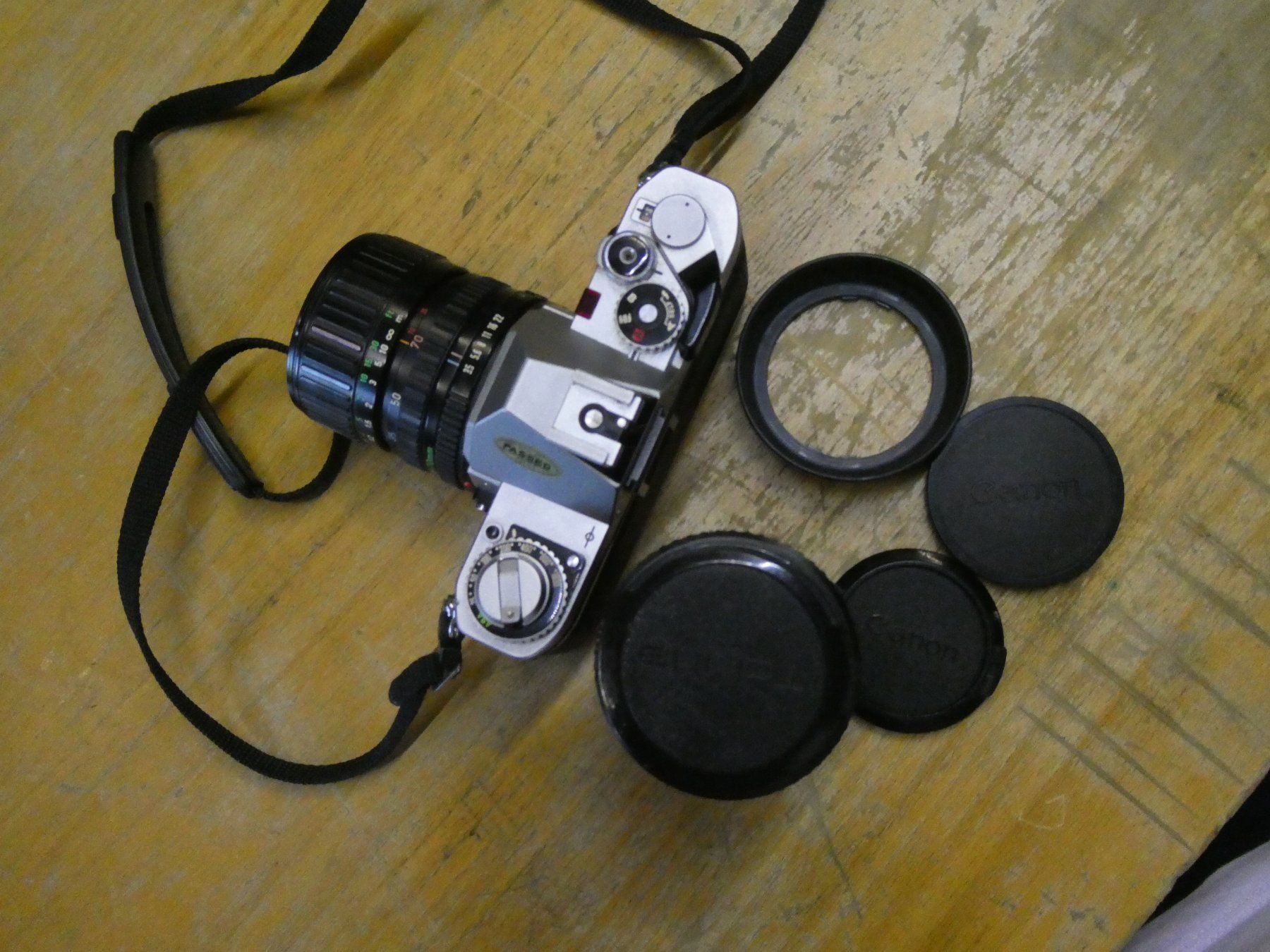 Canon Kamera: Canon AV-1 argentique vintage, 2 objectifs – Gebraucht aus Etagnières von emmaus.electro 7
