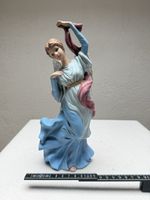 Engel Figur aus Keramik mehrfarbig guter Zustand