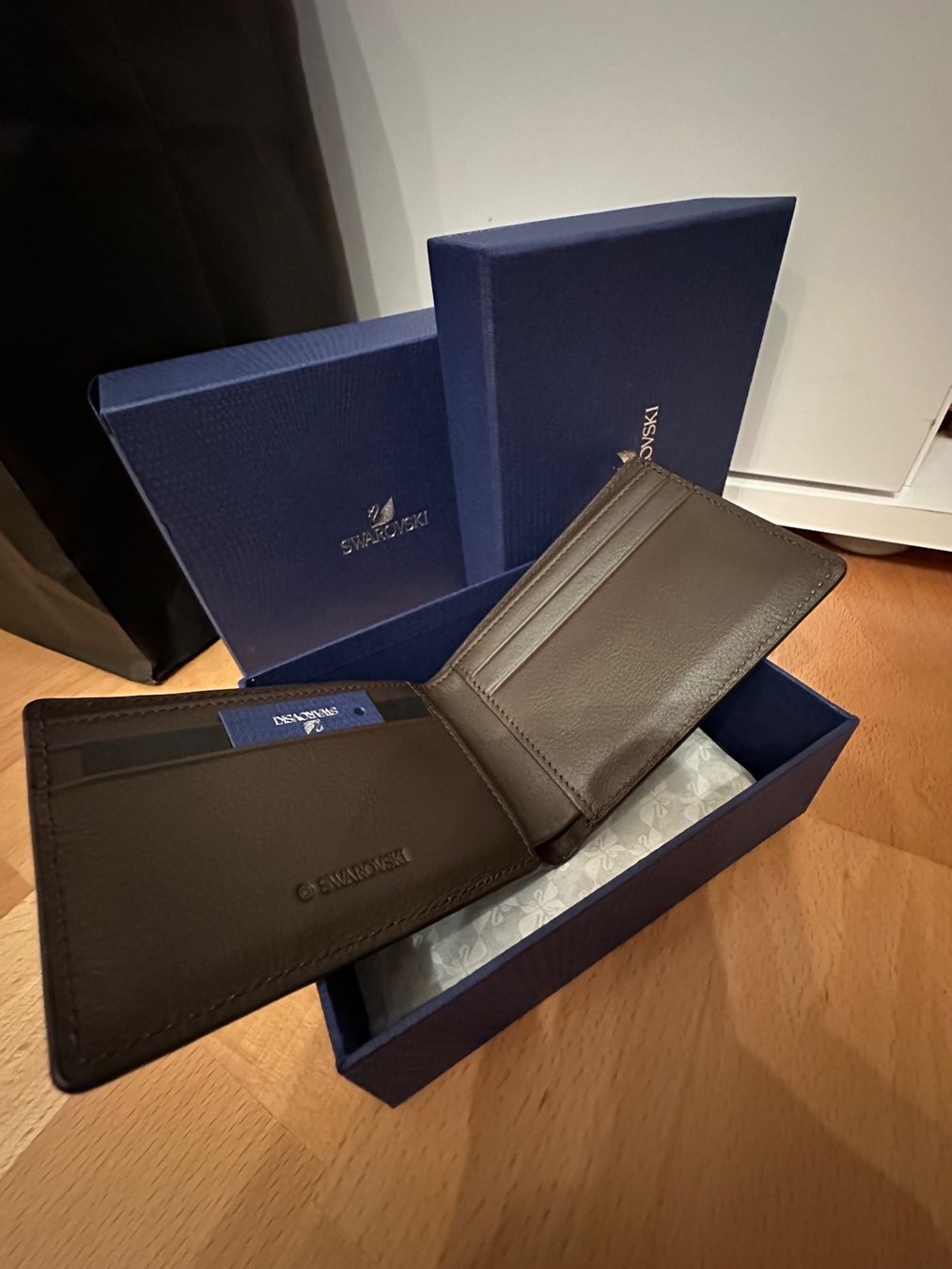 Brieftaschen: Neu: Swarovski Brieftasche Braun – Neu und originalverpackt aus Ruggell von sam_ly9m 2