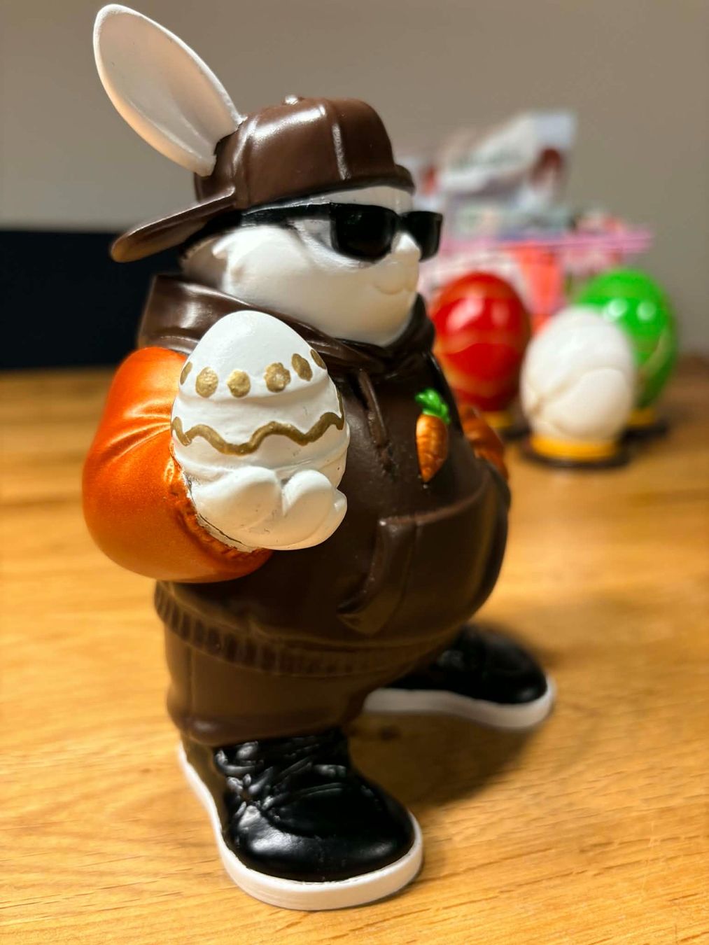 Statuette: Urbaner Osterhase – Nuovo e nell'imballaggio originale da Fislisbach venduto da tam_t828 4