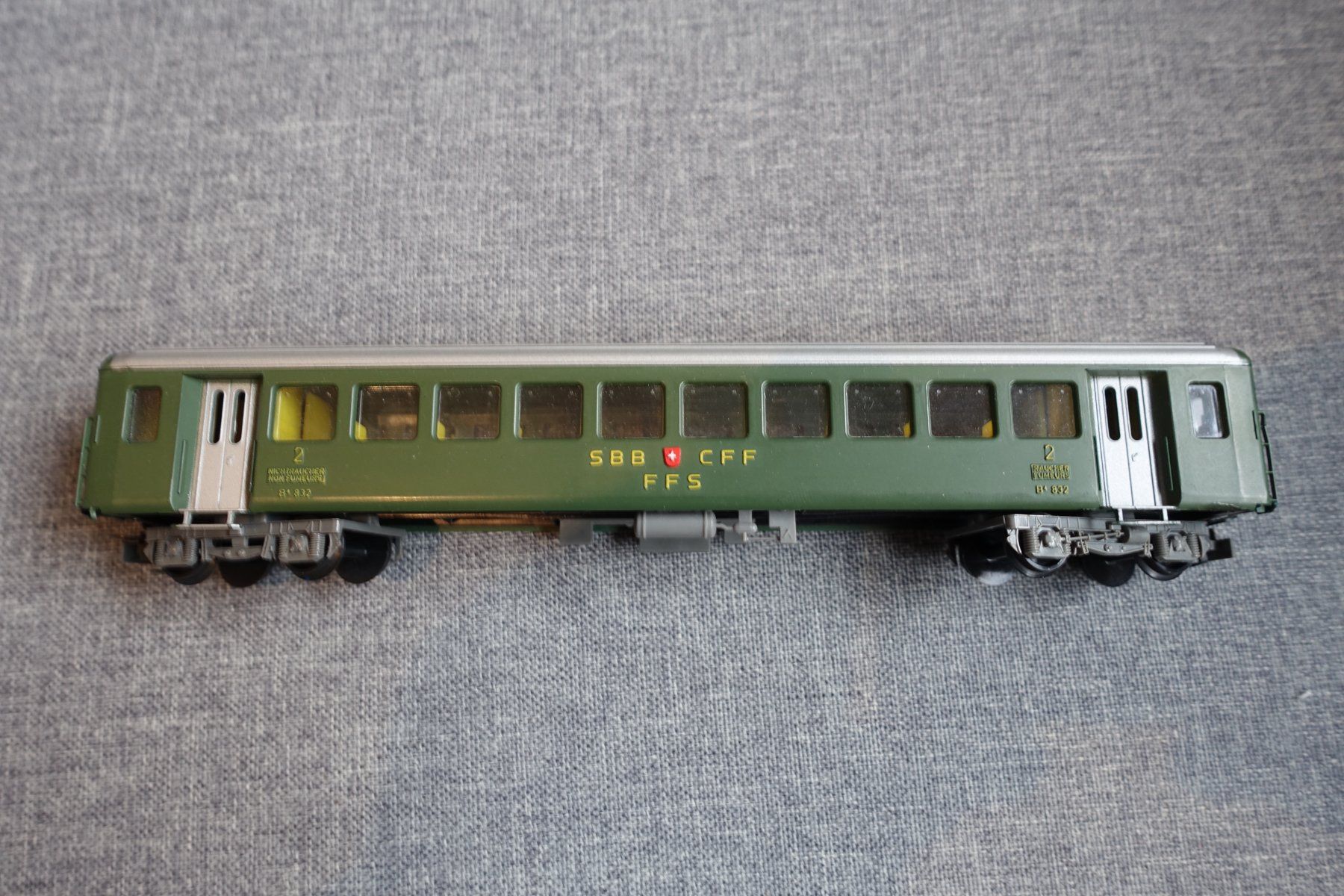 Kleinbahn Modellini di ferrovie: KLEINBAHN No. 381 SBB/CFF Einheitswagen 2. Klasse – Usato da Wallbach venduto da Sarrows
