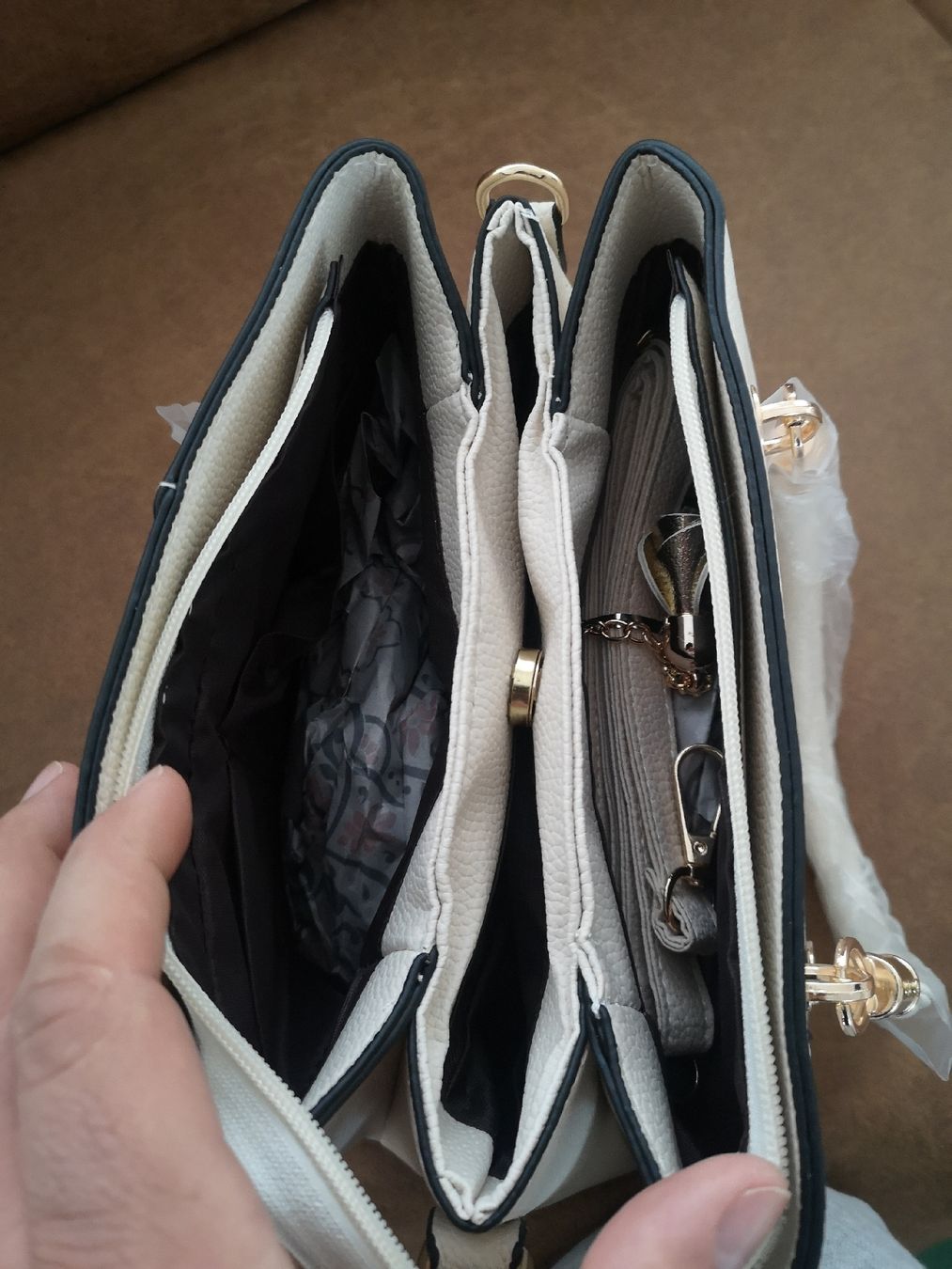 Borse da donna: Handtasche beige Neu 27x14x19cm – Nuovo e nell'imballaggio originale da Dietikon venduto da pokerface5 4