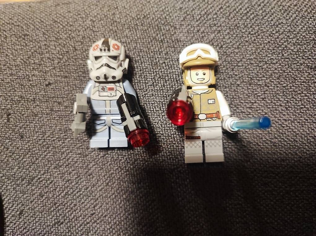 Lego Spielzeuge: Lego 75298 AT-AT vs Tauntaun – Gebraucht aus Ebikon von sarinalang 2