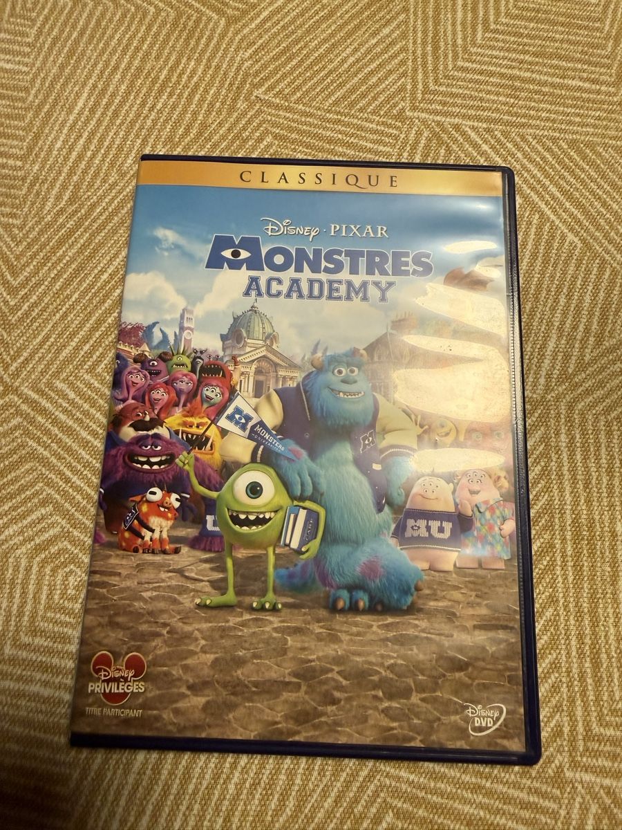 Tutti i DVDs: Disney: Monstres Académie – Usato da Troinex venduto da grigri2020