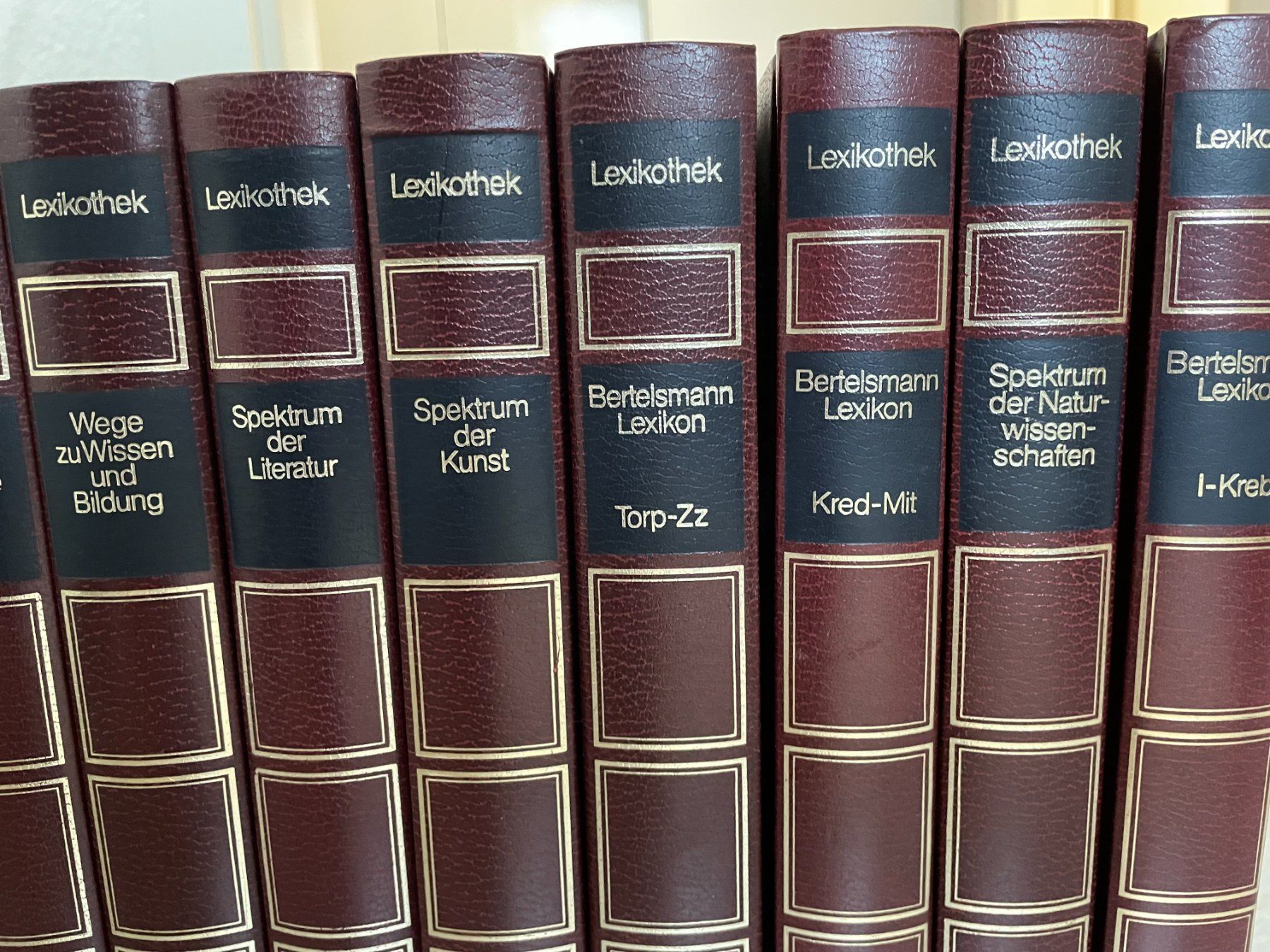 Bücher: Bertelsmann Lexikothek von 1986 – Gebraucht aus Leibstadt von Surprise4all 1