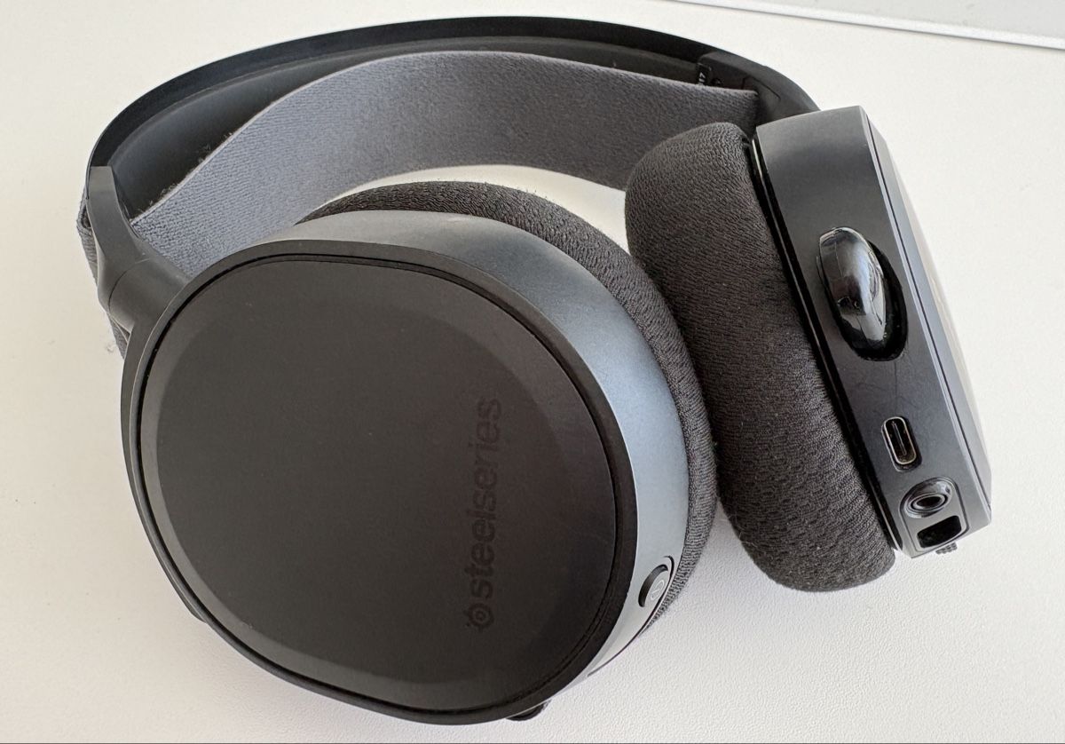 Steelseries Cuffie: SteelSeries Arctis 7+ Wireless Headset Neupreis 200.- – Usato da Obfelden venduto da vivialexandra 5