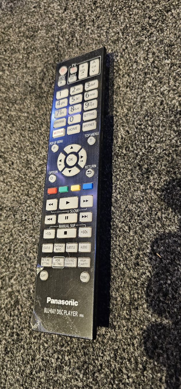 Panasonic Home Cinema: UHD Player Panasonic DP-UB9004EG1 – Nuovo (secondo la descrizione) da Turbenthal venduto da Roofman28 7