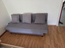 Schlafsofa grau ausklappbar Masse 190x130 cm gebraucht