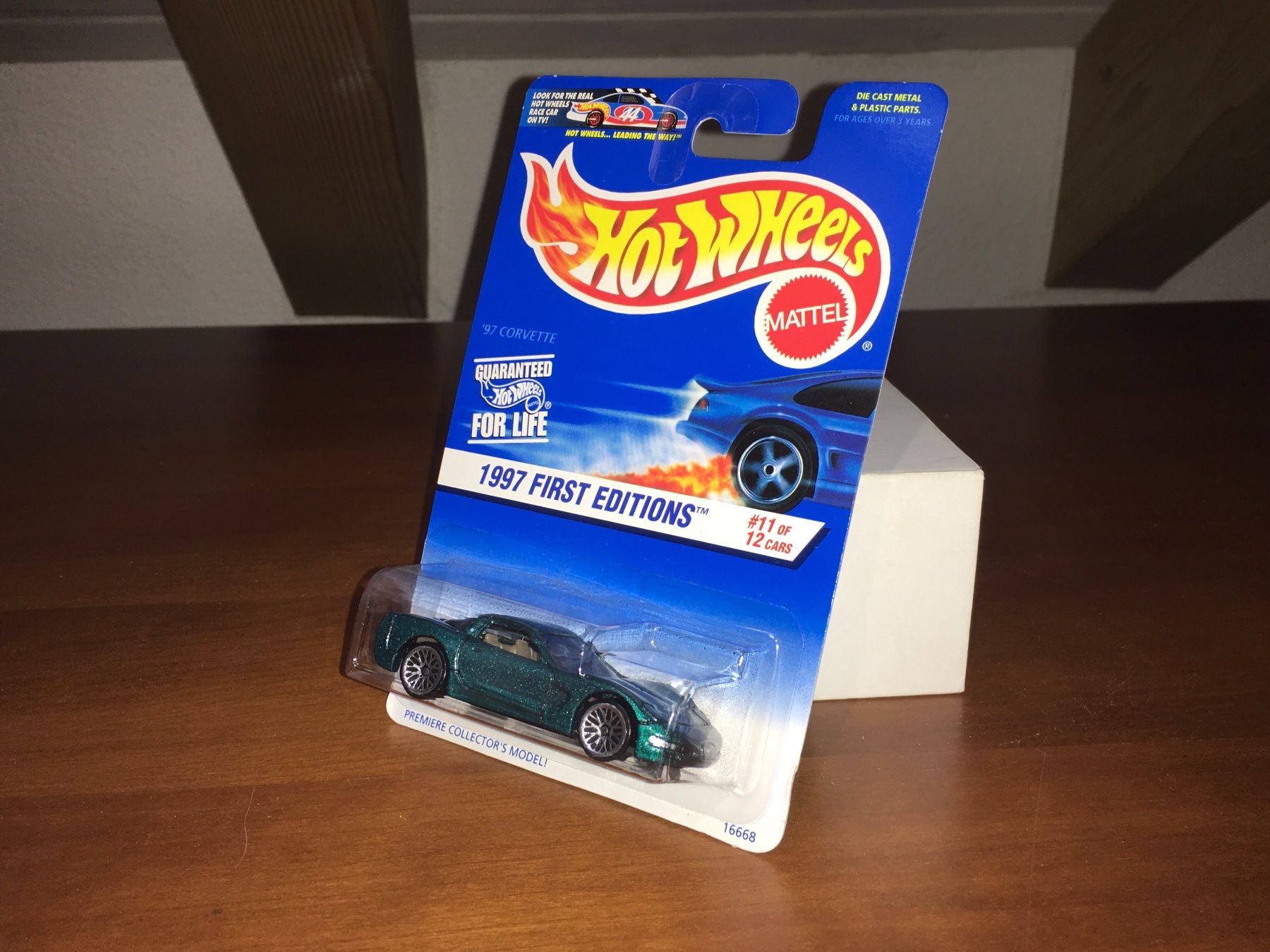 Hot Wheels Modellini d'auto: Chevy Corvette 1/64 Hot Wheels 1997 First Editions – Nuovo (secondo la descrizione) da Wohlen AG venduto da PrivatSammlung