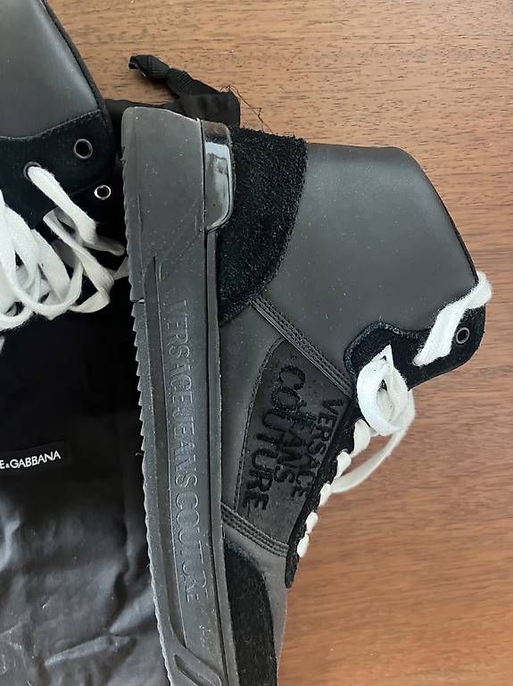 Versace Herrenschuhe: Versace designer sneakers high Gr 44 – Gebraucht aus Zürich von Vikkinikki 1