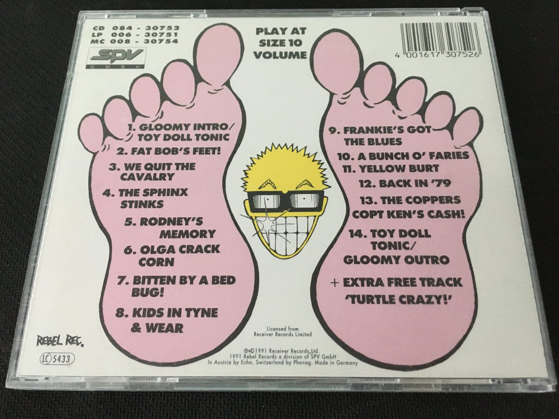 CD: Toy Dolls - Fat Bob's Feet -CD- – Usato da St.Gallen venduto da MedienJoe 2