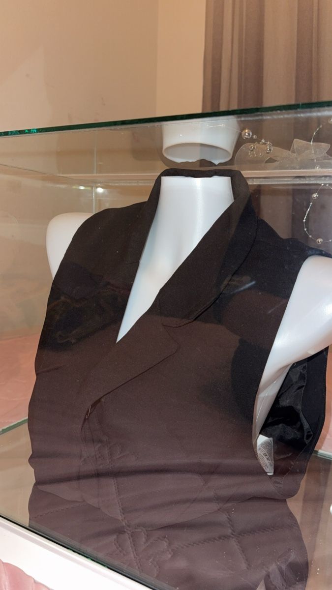 Gilet & Giacche senza maniche: Damen Weste schwarz – Nuovo (secondo la descrizione) da Buchs AG venduto da era_5wsj