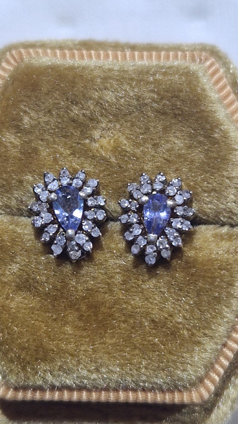 Boucles d'oreille: Diamond Tanzanite Earrings – Neuf (Voir description) à Château-d'Oex par mgj_9559