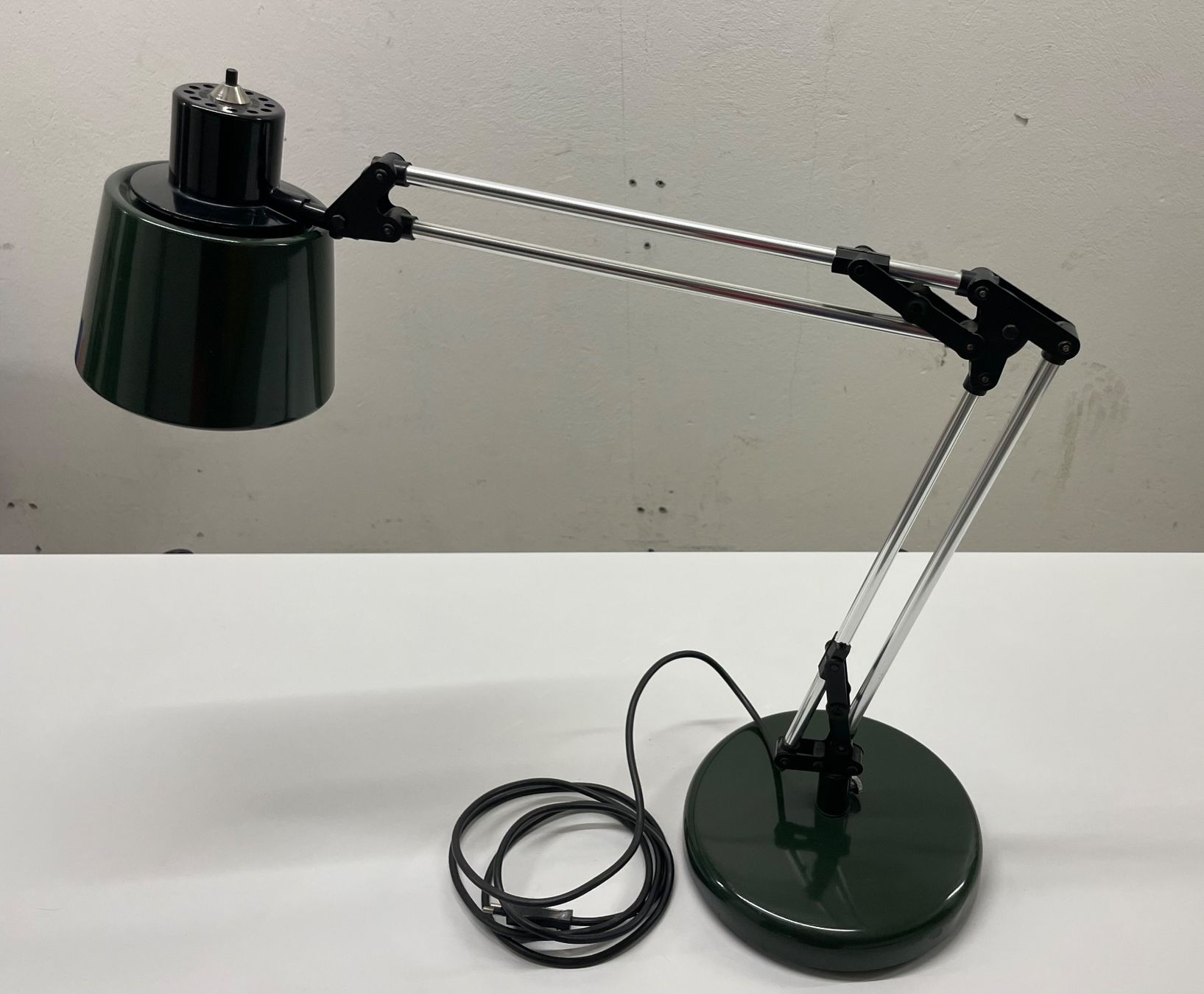 Lampade: Giotto Tischlampe von  Luce e Dimensioni – Usato da Zürich venduto da Alibabasound