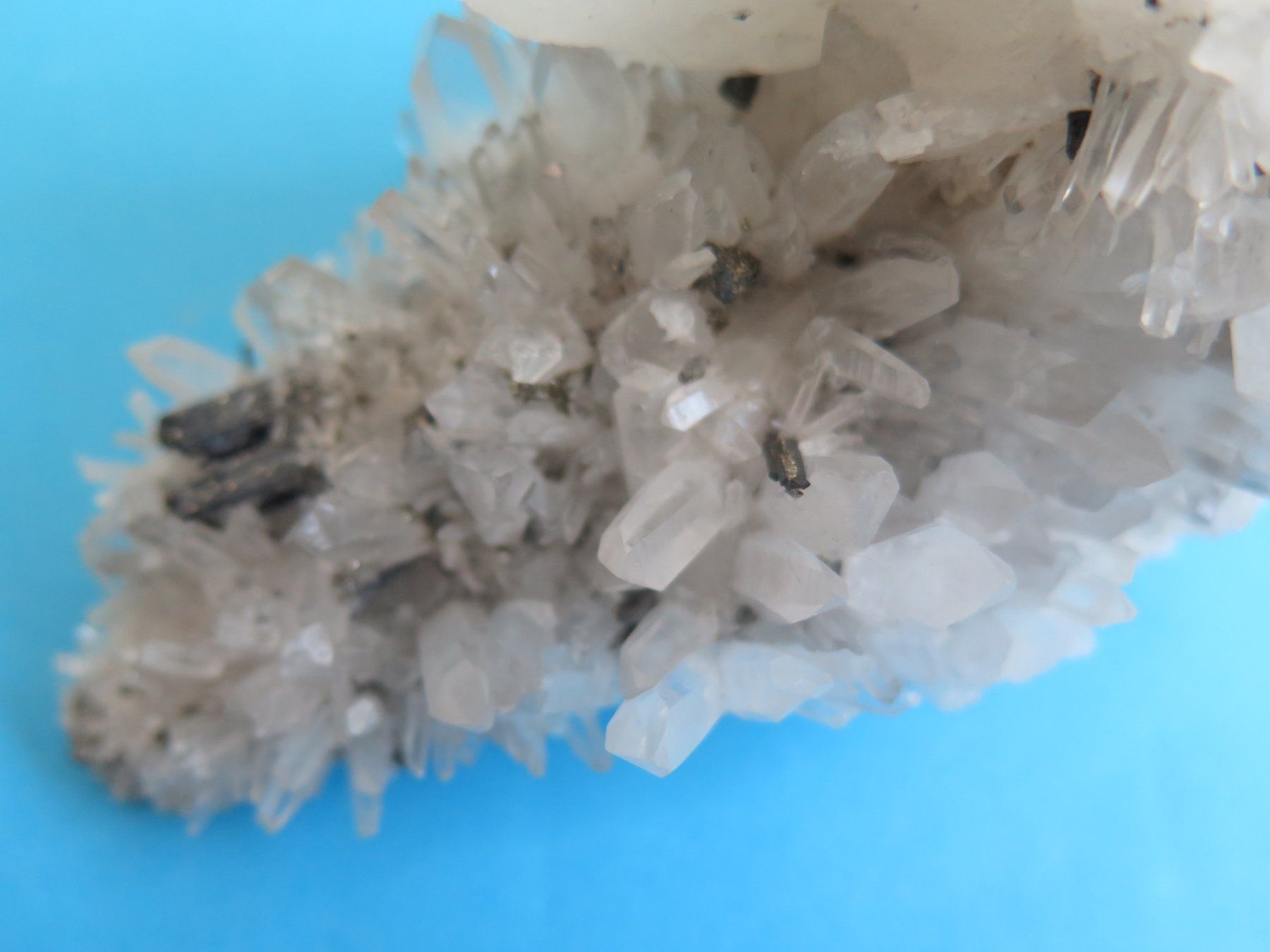 Minerali & Pietre curative: Quarz mit Hübnerit 463 gr. von Peru – Usato da Schaffhausen venduto da Yamakana51L8736OQ8 2