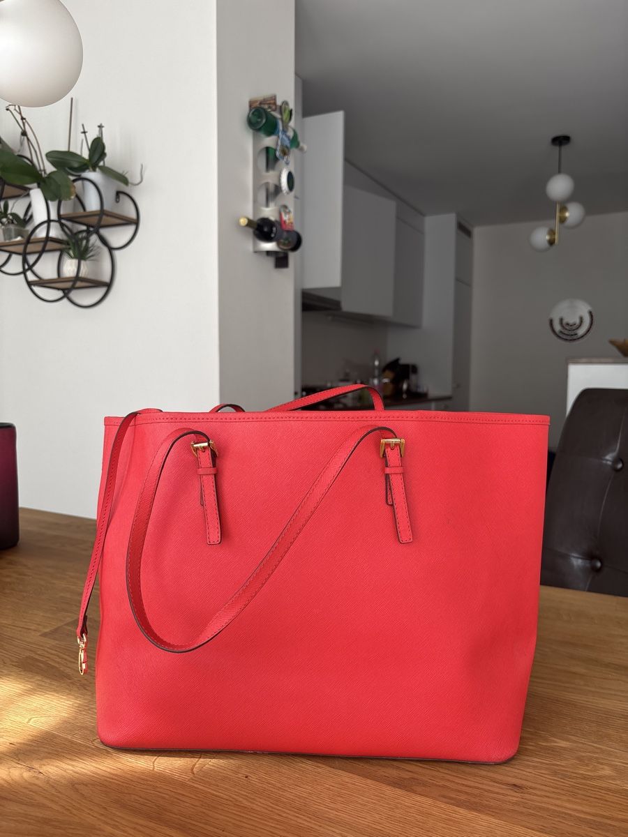Michael Kors Sacs femmes: Michael kors Bag – Neuf (Voir description) à Zürich par ris_xc6b 1
