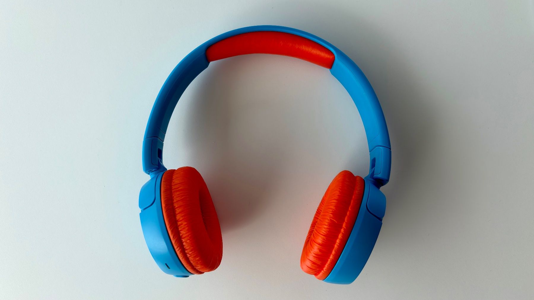 JBL Cuffie: JBL JR310BT Bluetooth Kinderkopfhörer – Usato da Arni AG venduto da CLIMBIM