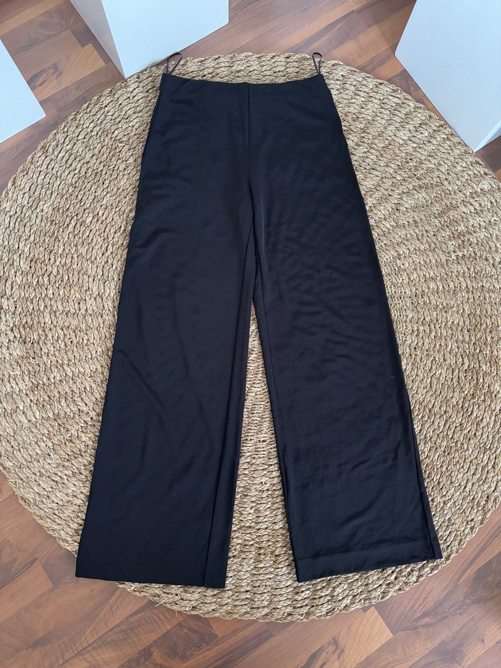 Malene Birger Pantaloni: Malene Birger Wideleg Stretch-Hose Gr M – Usato da Laufenburg venduto da VintageMuesli 1