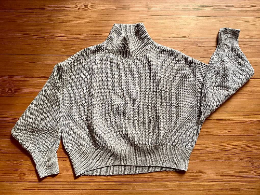 H&M Pulls & Sweat-shirts: Eleganter Rollpullover – D'occasion à Aarau par lacrimara
