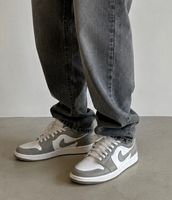 Jordan Low - Wolf Grey