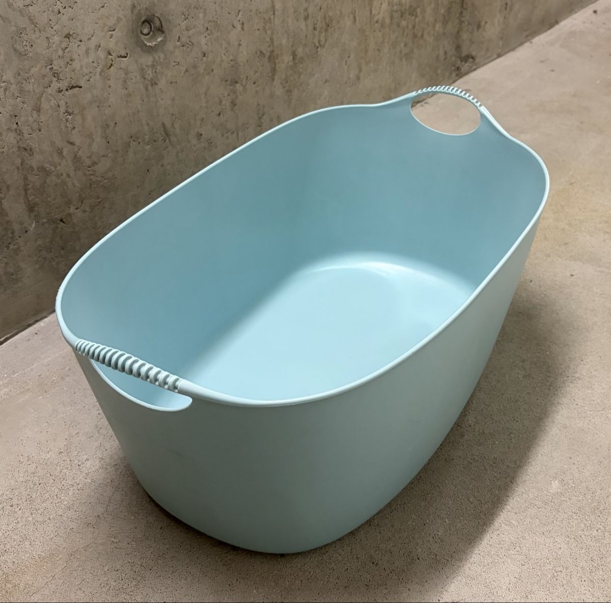 Ikea Cesti per biancheria: Wäschekorb, Blau geschlossen – Nuovo (secondo la descrizione) da Zürich venduto da ste_5rs7 2
