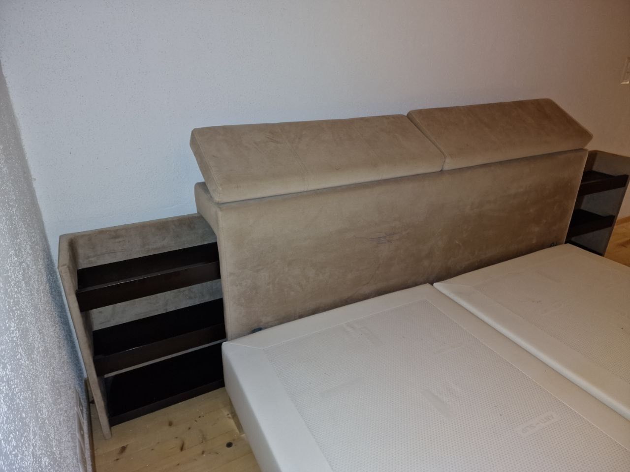 Betten: Boxspringbett von Massimilani – Neu (gemäss Beschreibung) aus Marthalen von sabsla 4