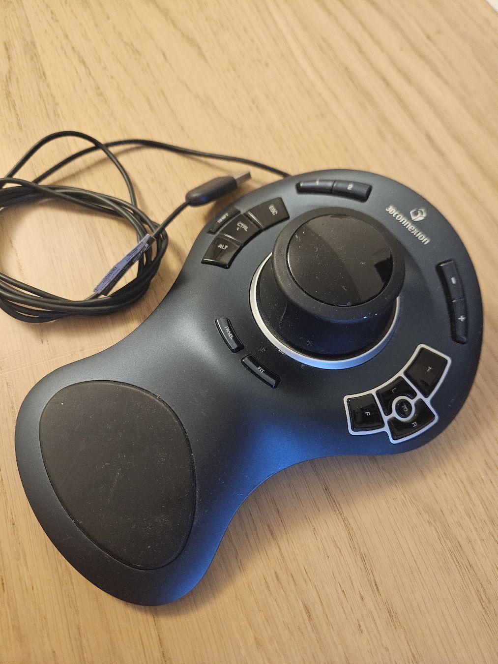 Sistema di controllo: 3D connexion SpaceExplorer USB Steuerung gebraucht – Usato da Zürich venduto da mecafe 1