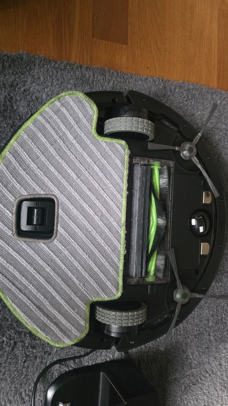 Irobot Aspirapolveri & Accessori: Irobot Roomba Combo – Usato da Luins venduto da yannickvw19 1