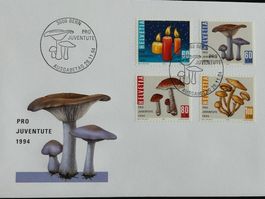 🤸🍄 Pro Juventute Satz 1994 Weihnacht + Pilze Nr.:332 - 335