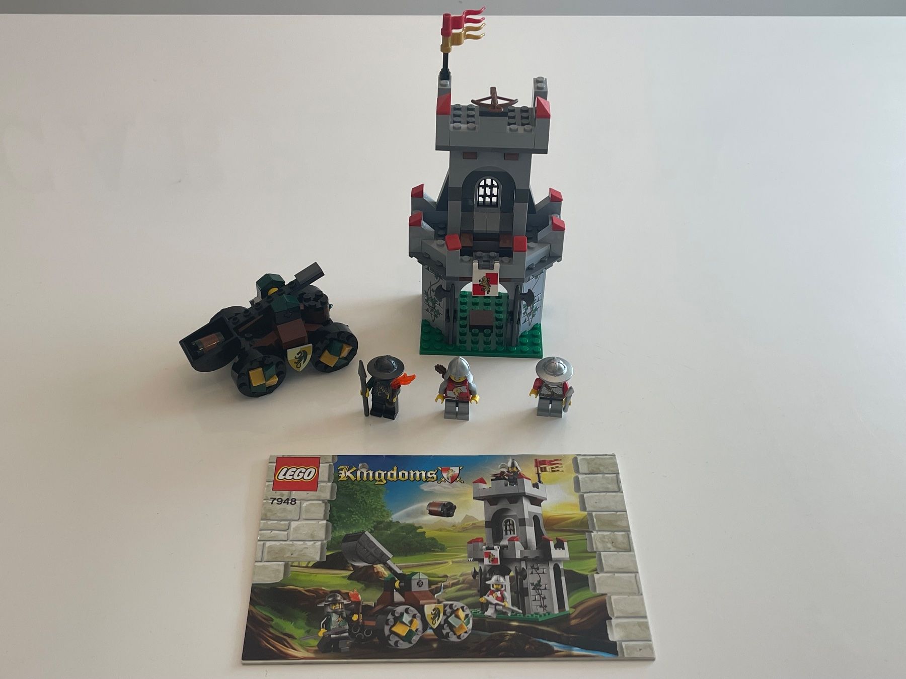 Lego Kit di costruzioni: Lego Castle 7948 Outpost Attack / Aussenposten - KINGDOMS – Usato da Burgdorf venduto da Pistar 2