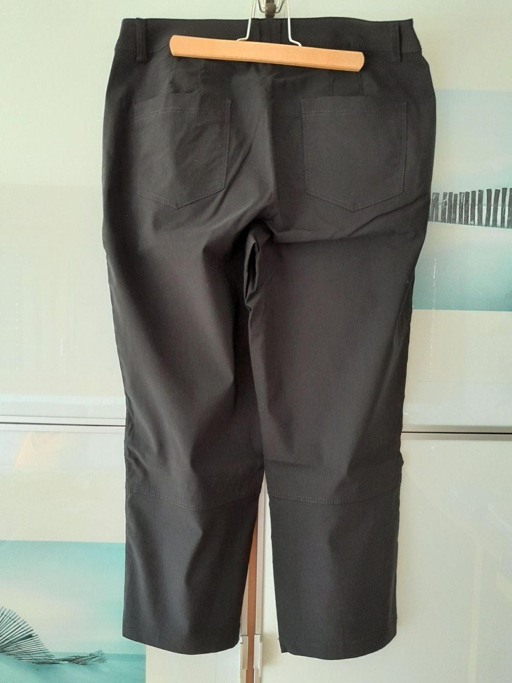 Pantaloni: Pantalon 3/4 noir neuf 42 – Nuovo e nell'imballaggio originale da Charmey (Gruyère) venduto da Laulau.sansan 1