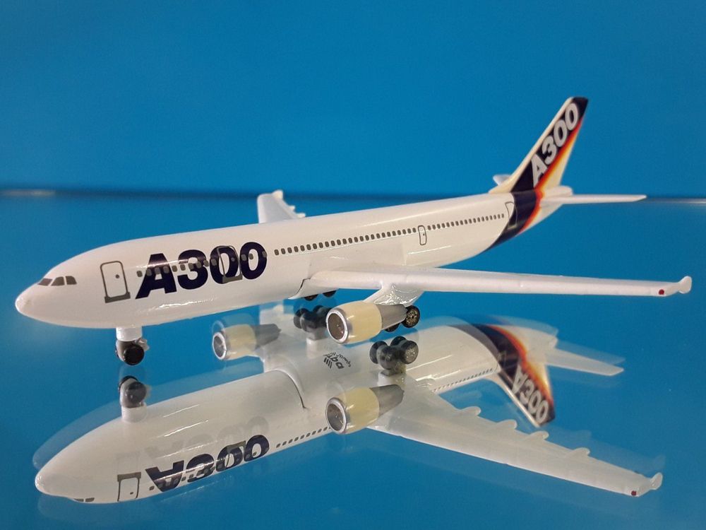 Modellflugzeug _ Airbus A300 Industrie _ herpa _ 1:500 | Kaufen auf Ricardo