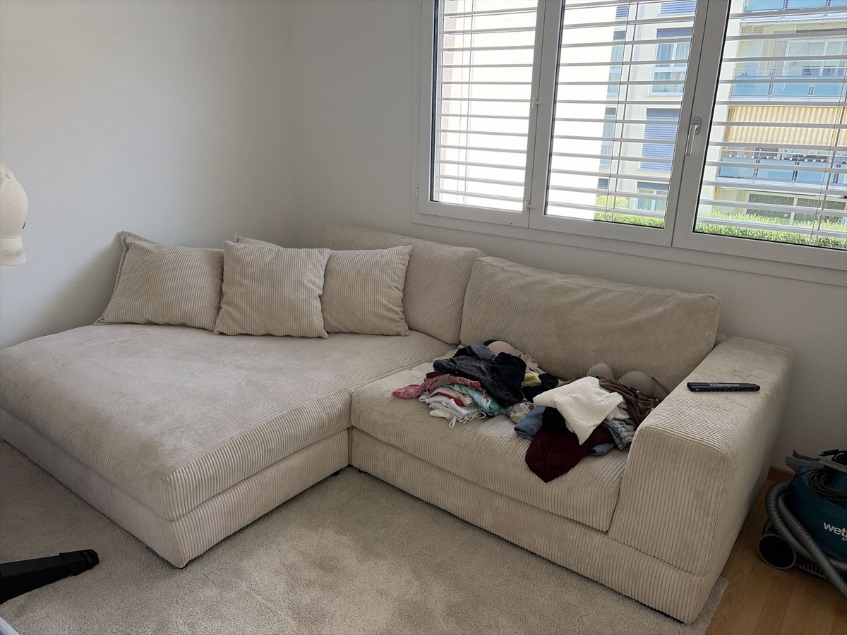 Conforama Divani: Ecksofa Cordstoff beige L-Form – Usato da Safenwil venduto da Boki8 4