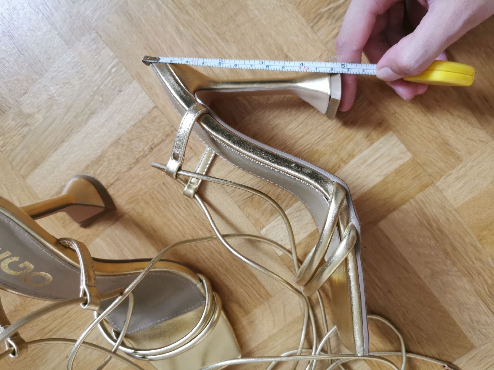 Scarpe da donna: Highheels Gold – Usato da Belp venduto da sar_r7ls 1
