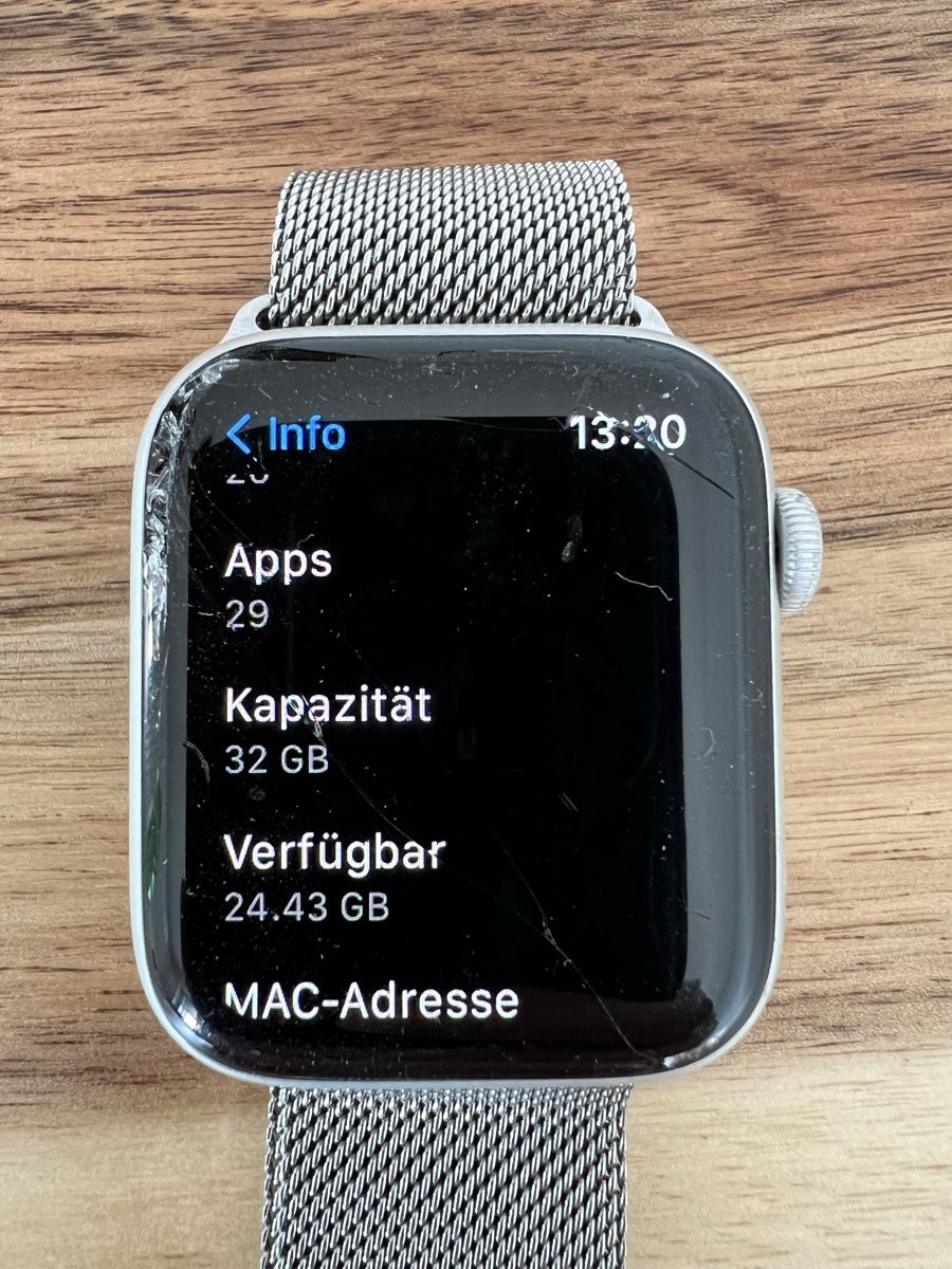Apple Smartwatch: Apple Watch Series 5, 44mm – Difettoso da Wil SG venduto da DaniB. 2