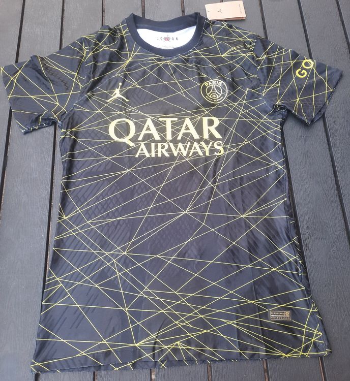 Maillot Nike PSG 2021/2022 4ème – #7 Mbappé – Blanc, Taille M, Neuf