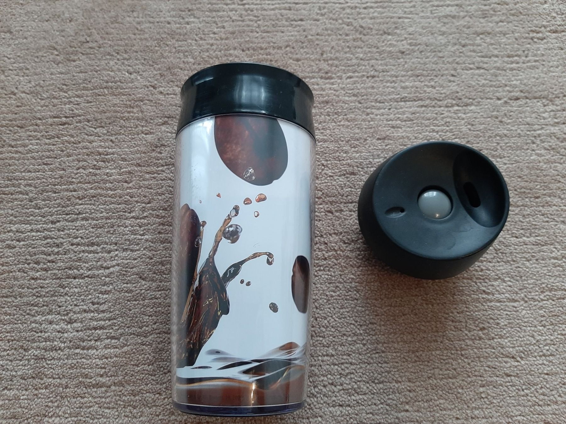 Trinkflaschen & Thermosflaschen: Trinkflasche – Gebraucht aus Wittenbach von lukelu