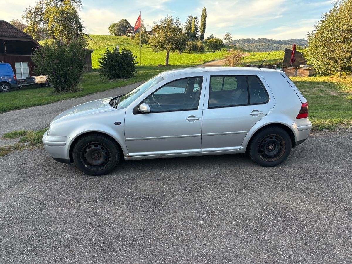 VW Automobili: VW Golf 4 – Usato da Trimstein venduto da marie_001 2