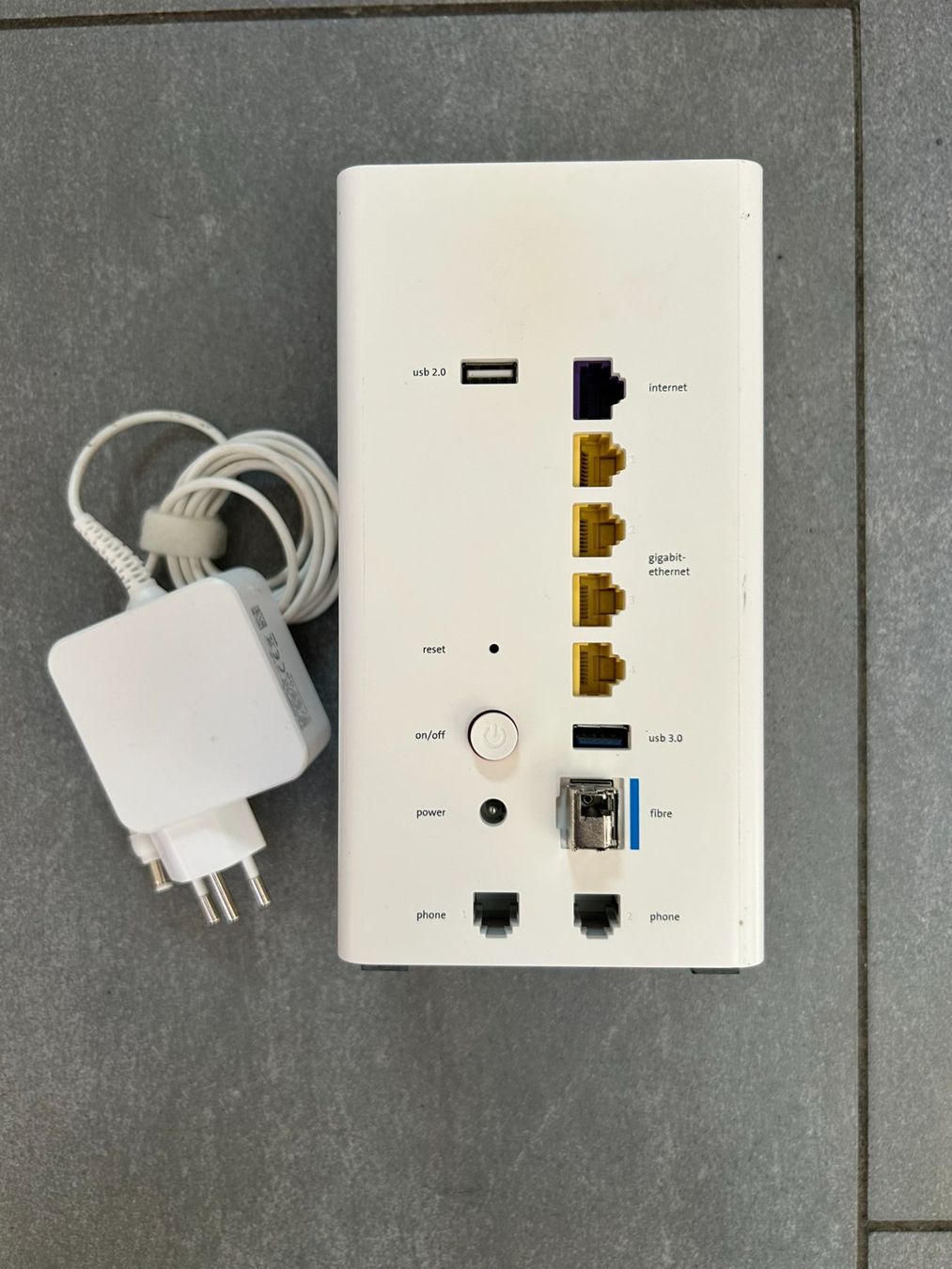 Swisscom Modems & Router: Swisscom Internet-Box 2 – Gebraucht aus Iseltwald von Waldisch 1