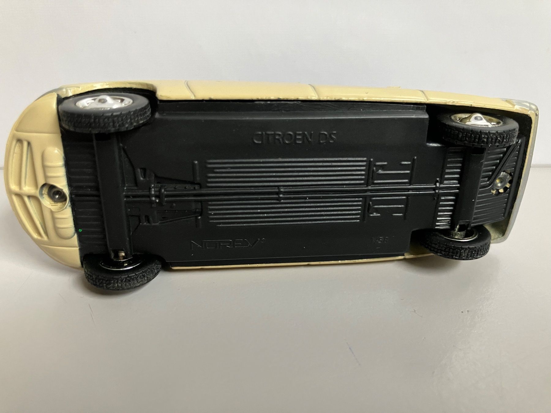 Norev Modellini d'auto: Norev, Citroen DS 1/58 – Usato da Buchs ZH venduto da swiss-train 5